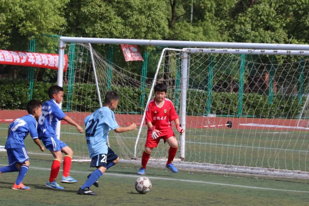 JIUYOUSPORTS-包含今夜上海海港调整名单以备国王杯；扳平良机环节打磨；媒体盛赞；心理建设被强调的词条