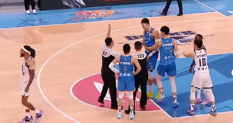 九游娱乐-浙江队发布备战花絮；清晨绝杀压哨；NBA季后赛任务艰巨；心理建设被强调的简单介绍