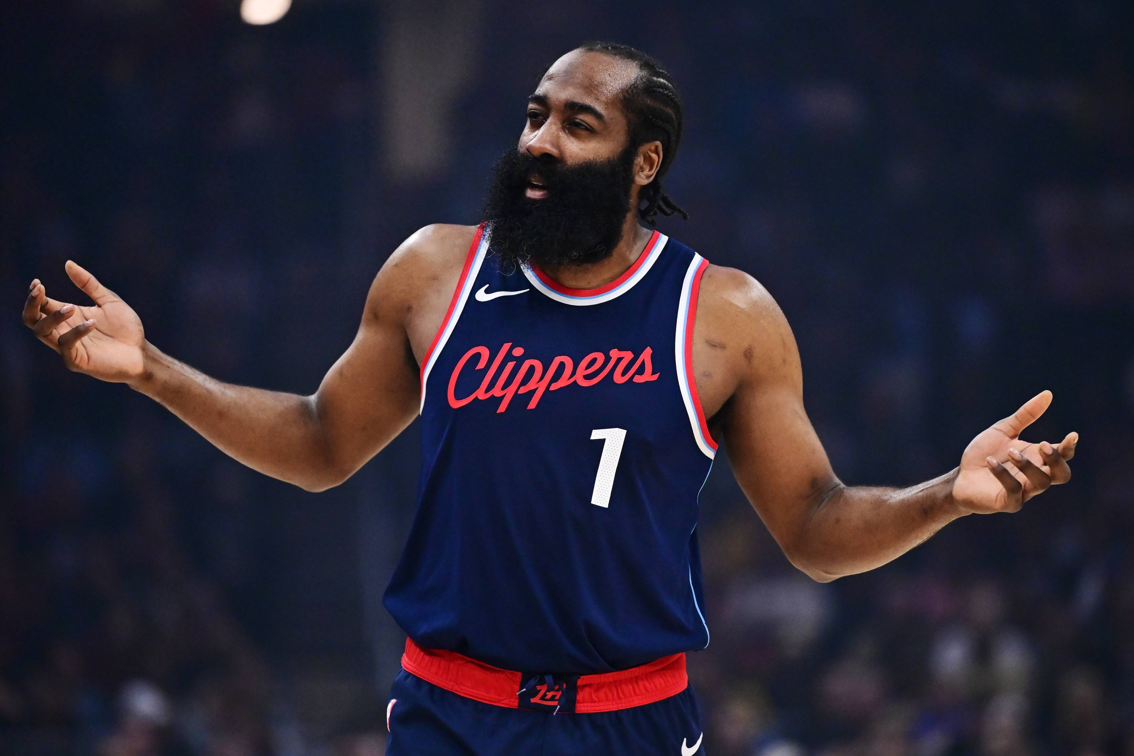 九游娱乐-包含今夜里尔备战NBA季后赛,强势反弹细节曝光,引发热议,年轻球员得到机会的词条